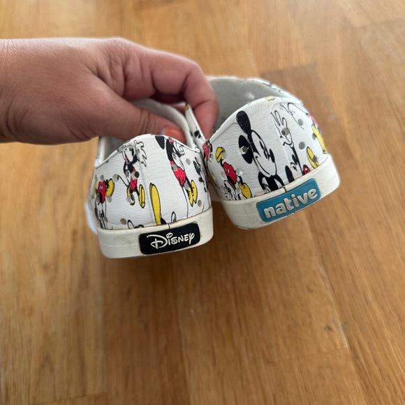 Native x Disney 9 White Jefferson Mickey Mouse Slip On Shoes Unisex - Picture 7 of 10